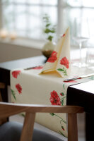 Tête à Tête Tischläufer Dunicel 24 m x 40 cm (20 Abschnitte), Motive Monique (VPE 4 St.)