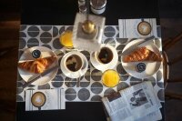 Tête à Tête Tischläufer Dunicel 24 m x 40 cm (20 Abschnitte), Motive Shapes (VPE 4 St.)