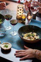 Tête à Tête Tischläufer Dunicel 24 m x 40 cm (20 Abschnitte), Motive Golden Deco (VPE 4 St.)