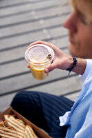 rPET Deckel mit Schlucköffnung für 182533 / 182534, 192157-159  mm (Farbe: Transparent / Material: rPET) (VPE 8 St.)